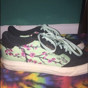 Size11 mens adidas Arizona iced tea continental 80